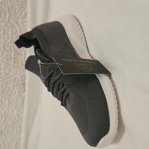 New! AKK grey shoes sneakers walking slip on tennis casual athletic gym work - Picture 9 of 14